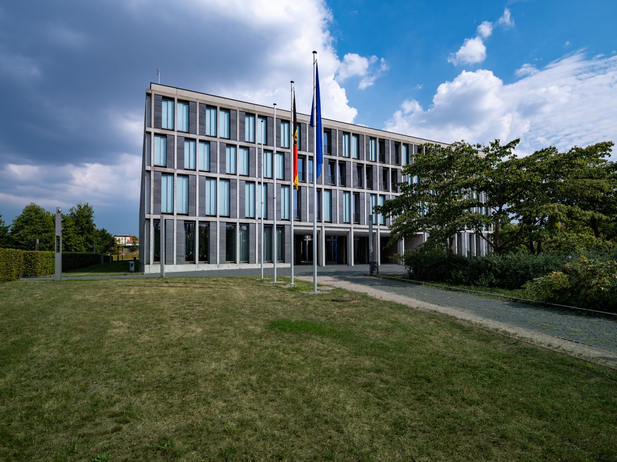 Front of the Federal Labour Court with German and European Flags