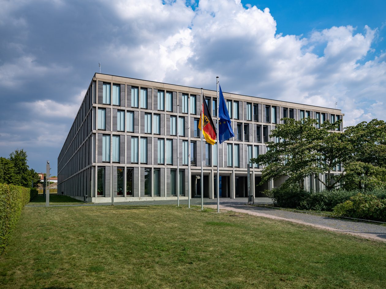 Front of the Federal Labour Court with German and European Flags